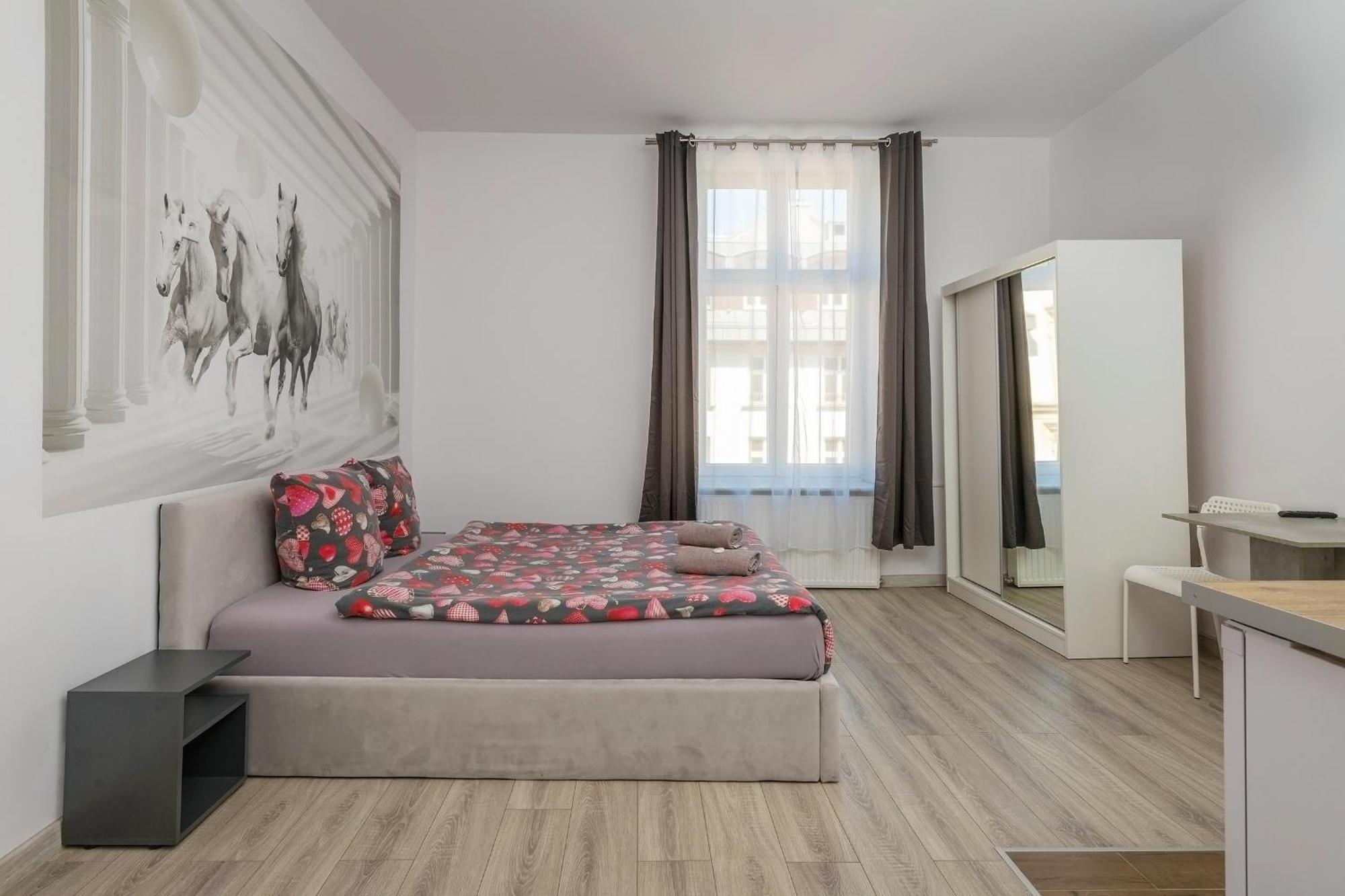 70S Business Room Krakow Luaran gambar