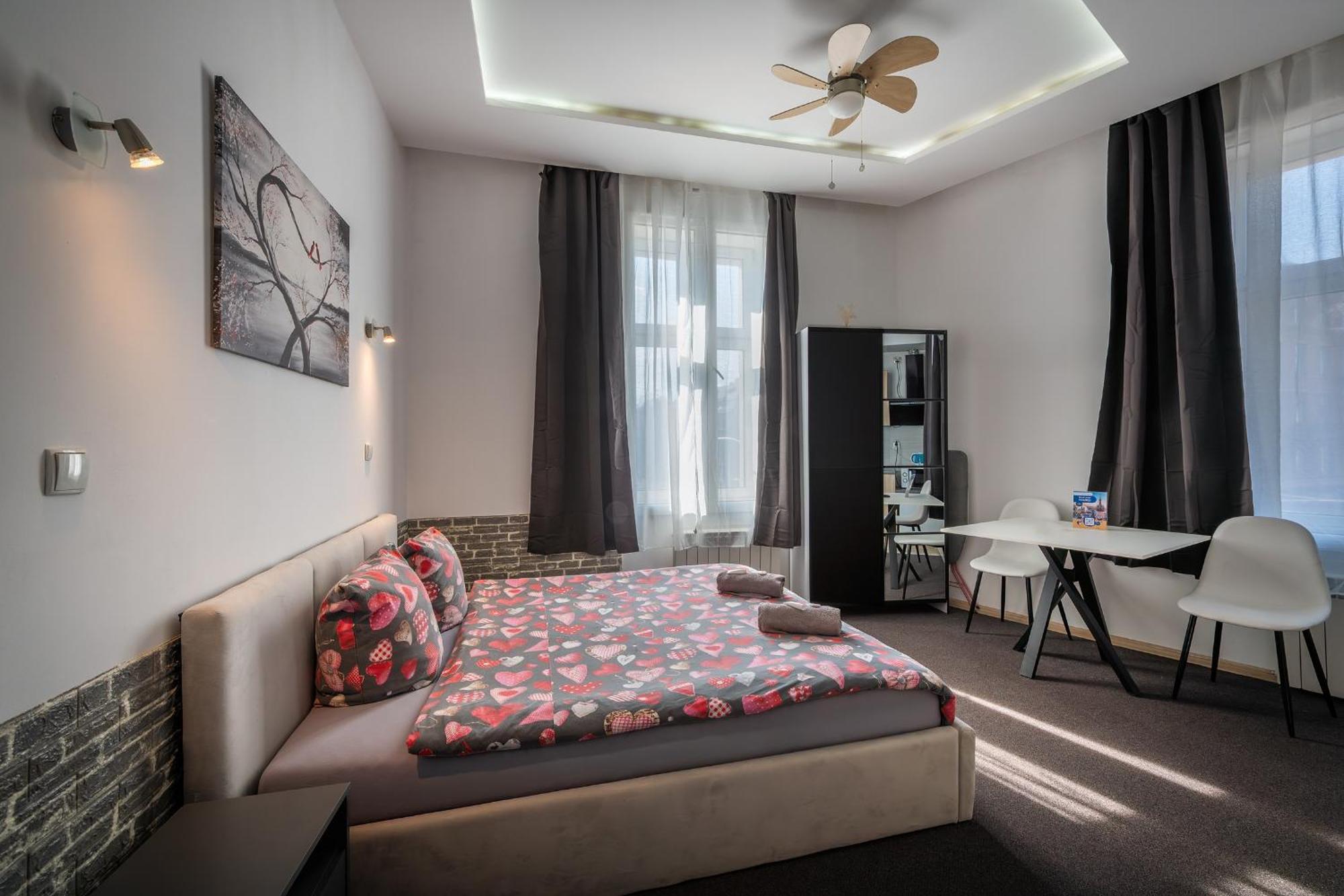70S Business Room Krakow Luaran gambar